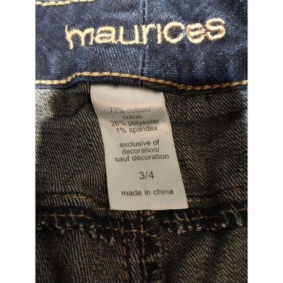 Maurices fringed jean shorts w/side slit 3/4 * - Picture 3 of 3